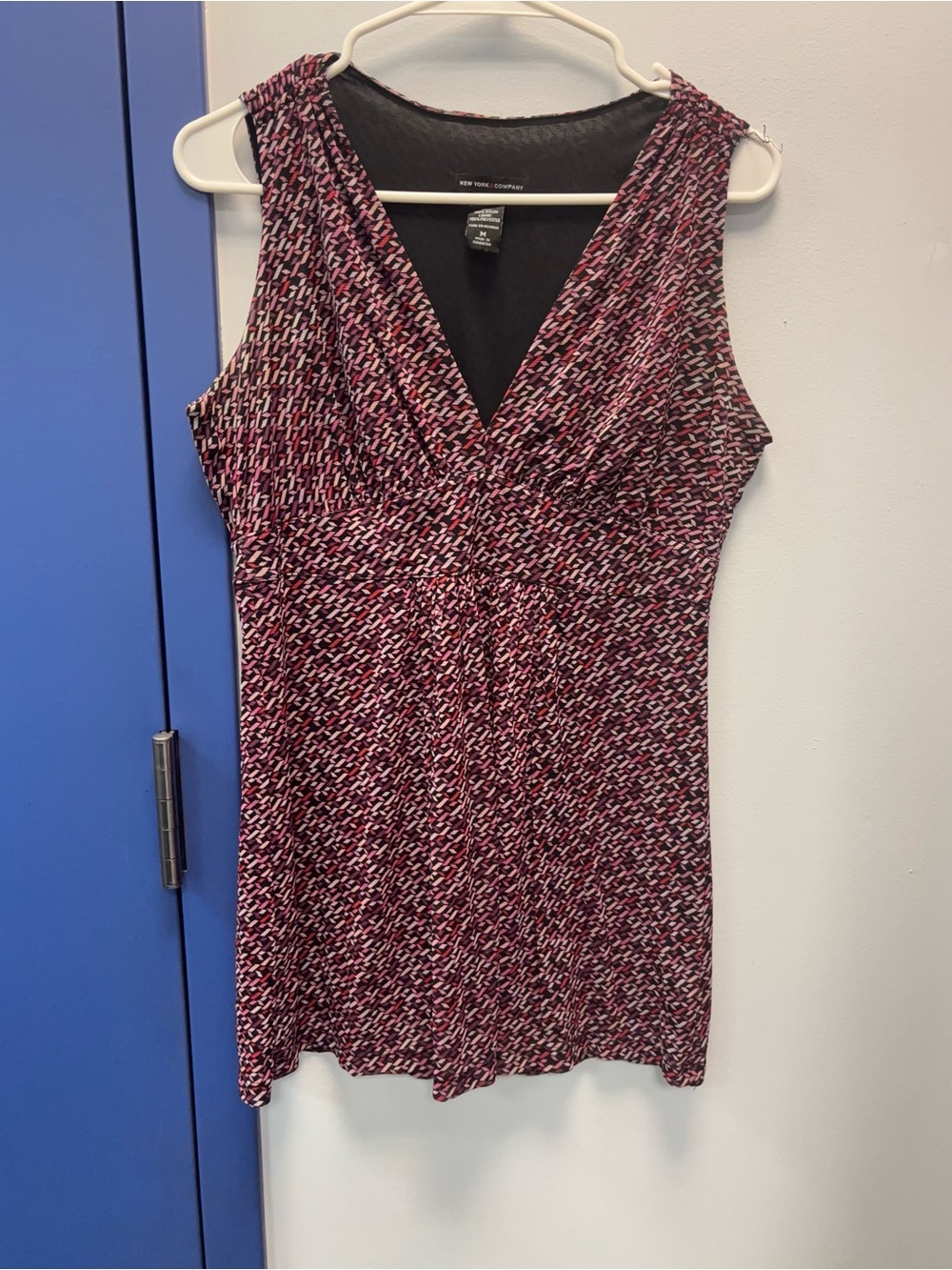 New York & Company Pink and Black Printed V‑Neck Tank